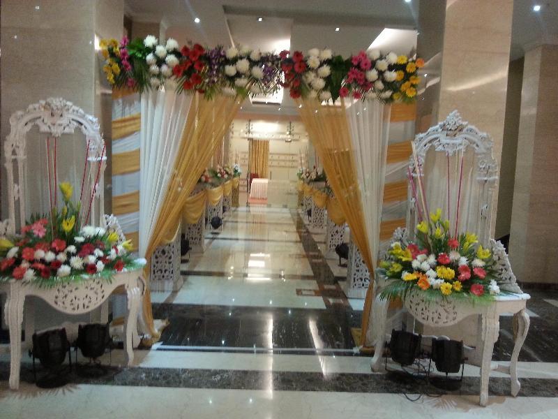 Hotel Saffron Kiran Noida Luaran gambar